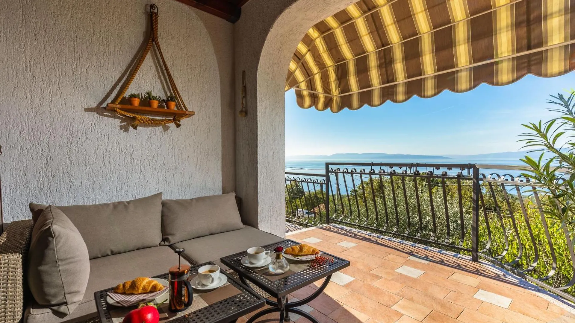 Ines Apartment Kostrena Croatia